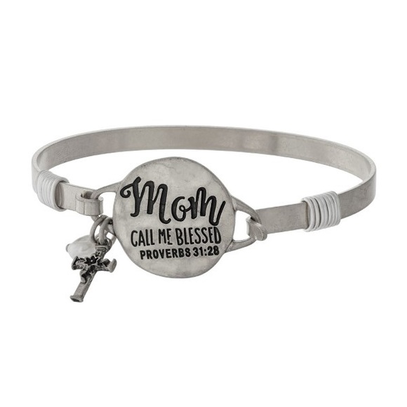 ⭐️3/$25⭐️ “MOM” call me blessed bracelet - Picture 5 of 7